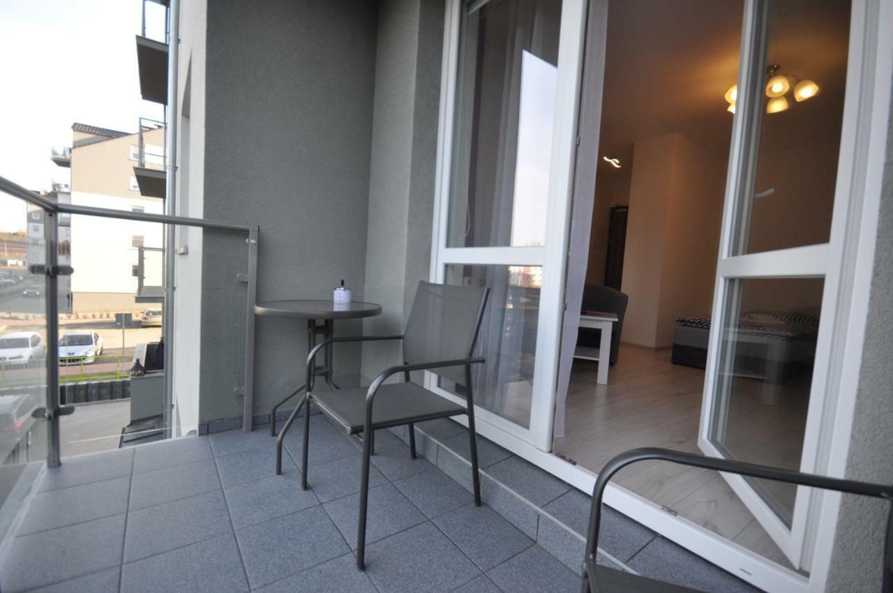 Apartament Zlota Lacza زيلونا غورا المظهر الخارجي الصورة
